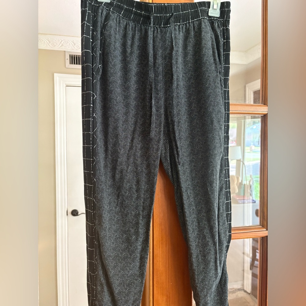 Madewell Black and Gray checkered Joggers/lounge pants
